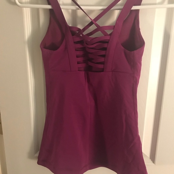 Lululemon tank - Picture 2 of 3